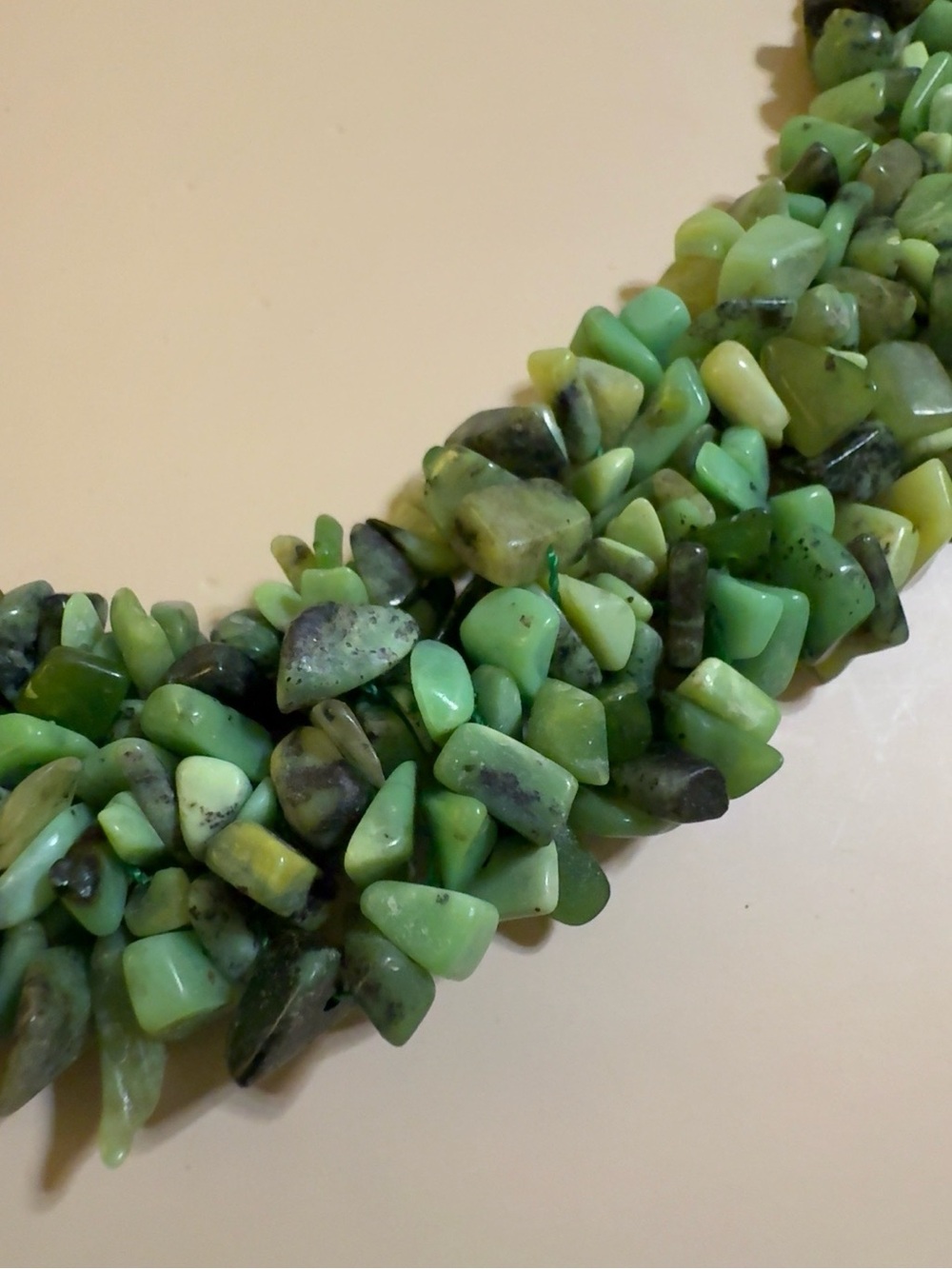 Vintage Multi-Strand Green Gemstone Chip Necklace - Picture 2 of 3